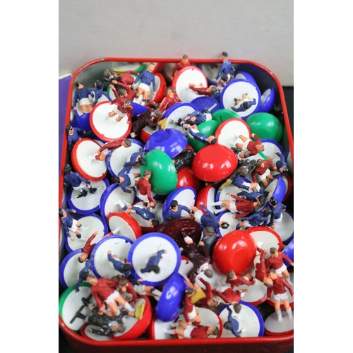 430 - Subbuteo - Collection of HW Subbuteo to include 14 x boxed teams featuring The Arsenal, The Arsenal ... 