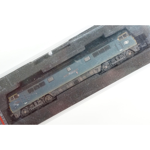22 - Two cased Dapol N gauge locomotives to include ND099P Class 86 86606 Triple Grey Freightliner and 2D... 