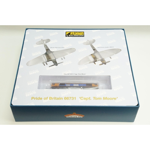 50 - Boxed Bachmann OO gauge 371-396K Pride of Britain 66731 Capt Tom Moore Special Collectors Edition tr... 