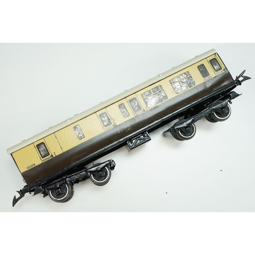 189 - Six Hornby O gauge coaches to include 3 x GWR Coaches featuring 2 x No. 4073 All 3rd Brake End Coach... 