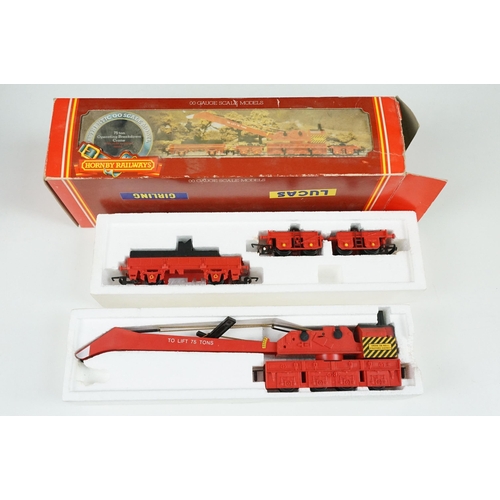 205 - Group of Triang / Hornby OO gauge model railway to include boxed R537 Suburban Freight Set, boxed 75... 