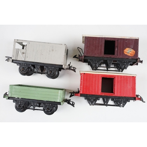 209 - Group of Hornby O gauge model railway to include boxed No 1 501 Clockwork Locomotive in LMS maroon w... 