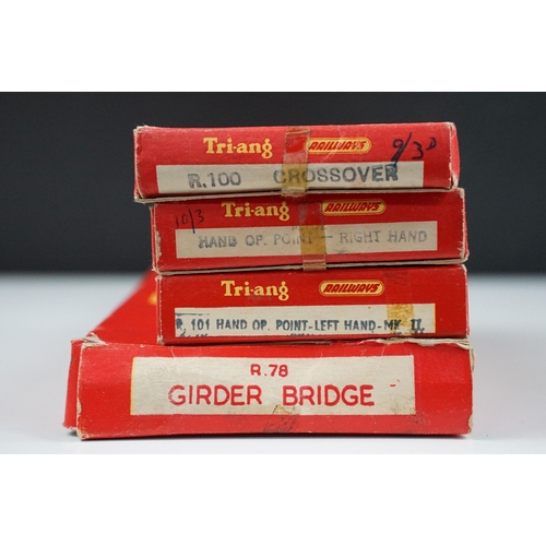 212 - Collection of boxed Triang OO gauge model railway to include R1X Electric Passenger Train set, R119 ... 