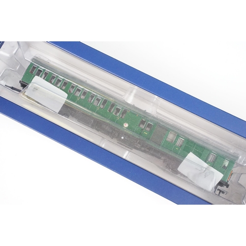 217 - Boxed Bachmann OO gauge 31-235Z Class 205 2H Thumper Two Car DEMU BR green (V) set produced exclusiv... 