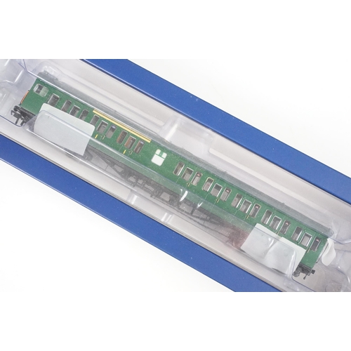 217 - Boxed Bachmann OO gauge 31-235Z Class 205 2H Thumper Two Car DEMU BR green (V) set produced exclusiv... 
