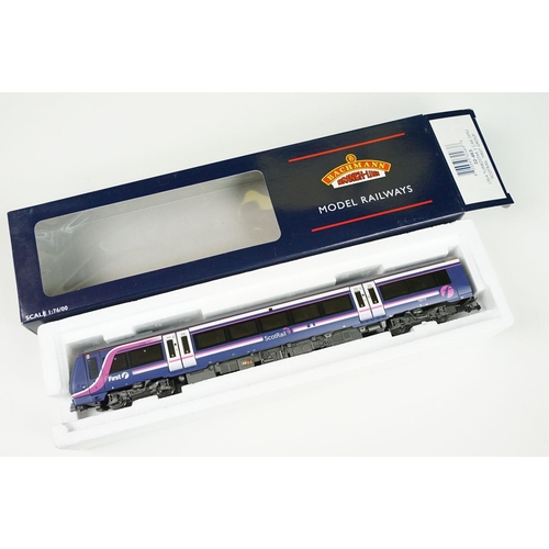 221 - Two boxed Bachmann OO gauge 3 Car DMU sets to include 32-911 Class 108 3 Car DMU BR green with yello... 