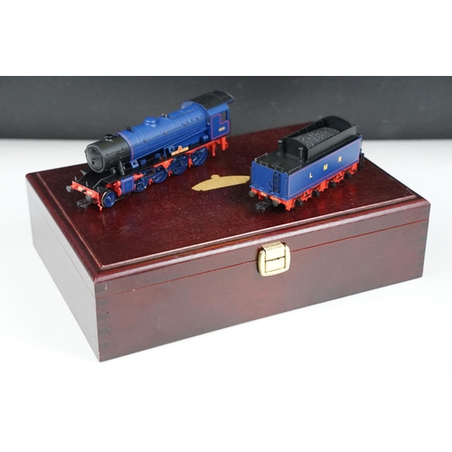 Lot 236       