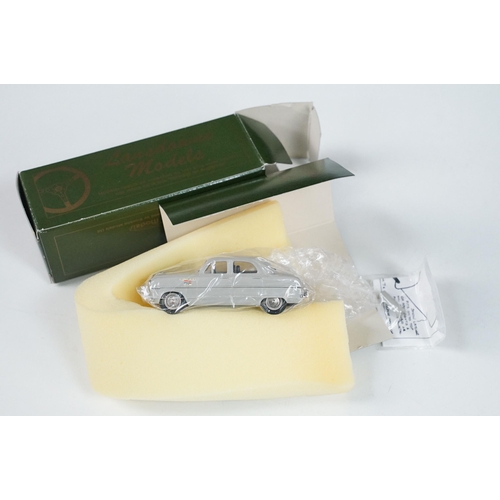 Brooklin 1/43 Scale BRK31 003 - 1953 Pontiac Sedan Delivery Huggetts 1 Of 500