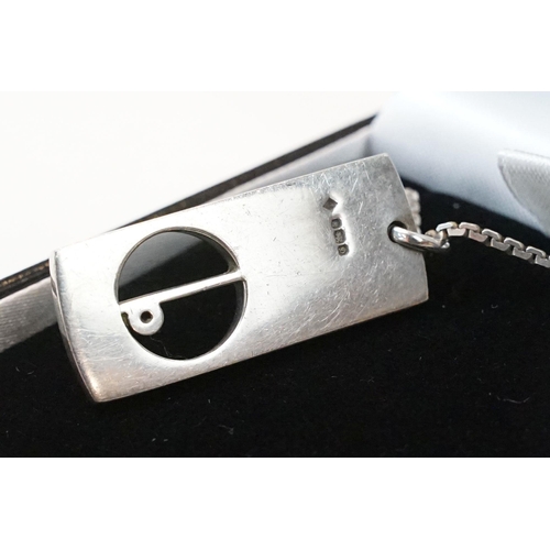 199A - Silver Dunhill pendent on silver chain