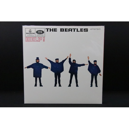 199 - Vinyl - 5 reissue LP’s by The Beatles to include: Abbey Road (2019), Sgt. Pepper’s (2017), Help ! (2... 