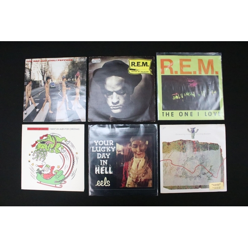 324 - Vinyl - 19 Indie / Alternative UK pressing 7” singles by US bands, including limited editions and co... 