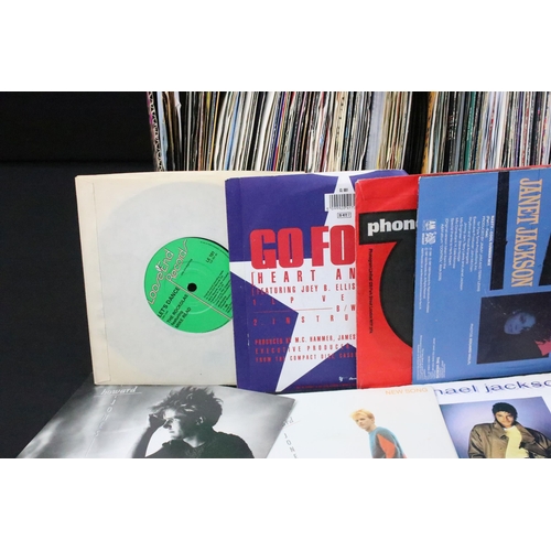 494 - Vinyl - Approx 900 Rock & Pop 7