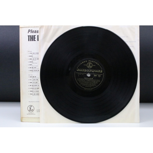 1 - Vinyl - The Beatles Please Please Me LP on Parlophone Records PMC 1202. Original UK 1st pressing, go... 