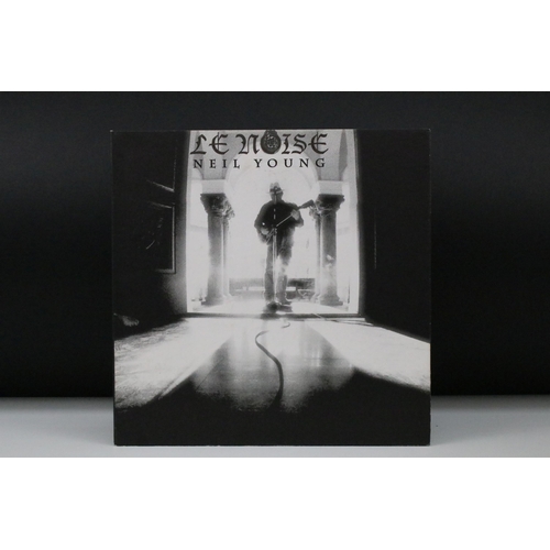 27 - Vinyl - Neil Young – Le Noise LP on Reprise Records – 525956-1. Original USA 2010 1st pressing with ... 