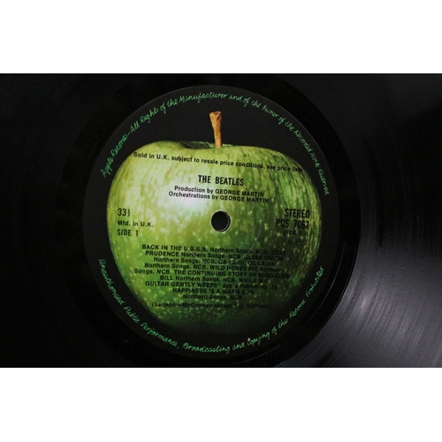 28 - Vinyl - The Beatles White Album (PCS 7067/8) stereo pressing, numbered 0313872, black inners, poster... 