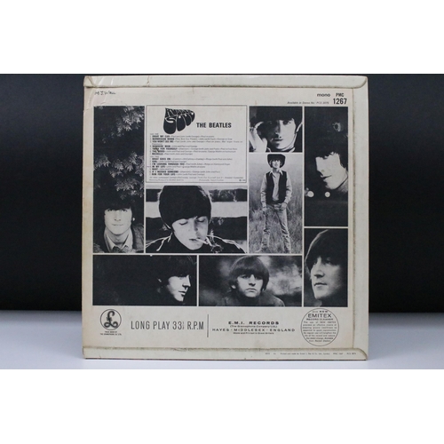 36 - Vinyl – 2 The Beatles LPs to include Revolver LP (PMC 7009) The Gramophone Co Ltd and Sold In UK to ... 