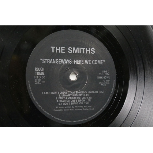 73 - Vinyl - 2 The Smiths LPs to include self titled (Rough61) and Strangeways Here We Come (RTD60). Vg+