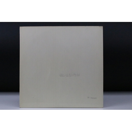 9 - Vinyl - The Beatles White Album on Apple PMC 7067, mono, low number 0016187, top opener, black inner... 