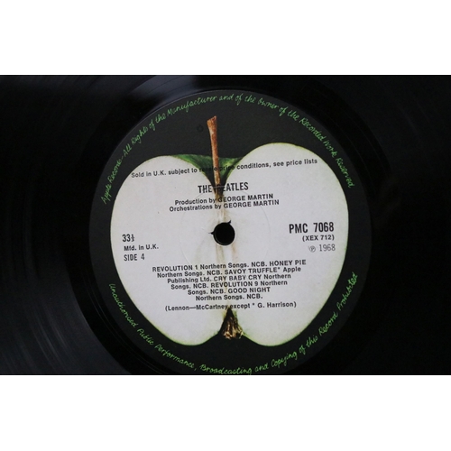 9 - Vinyl - The Beatles White Album on Apple PMC 7067, mono, low number 0016187, top opener, black inner... 