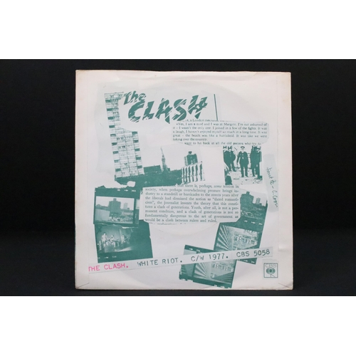 1002 - Vinyl - The Clash – White Riot, CBS-S (CBS 5058), original UK 1977 demo promo 7” single in picture s... 