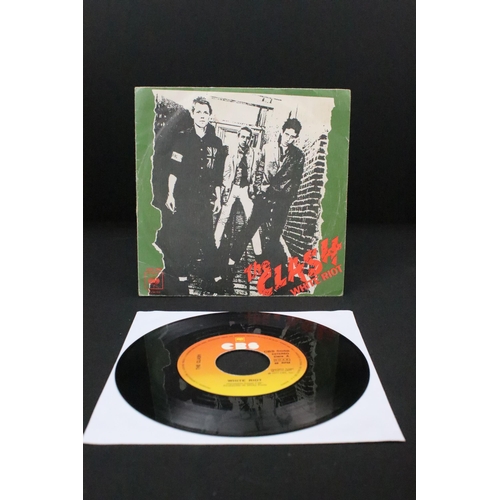 1016 - Vinyl - 2 Spanish pressing The Clash 7” singles to include: White Riot (CBS 5058, original 1977 1st ... 