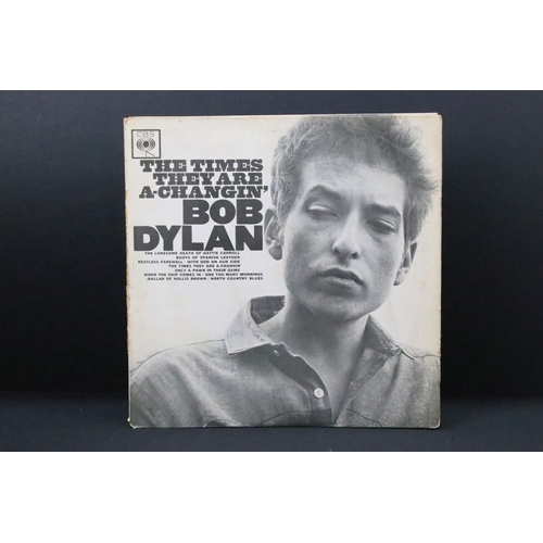 434 - Vinyl - Approx 35 Bob Dylan LPs spanning his career. Vg overall