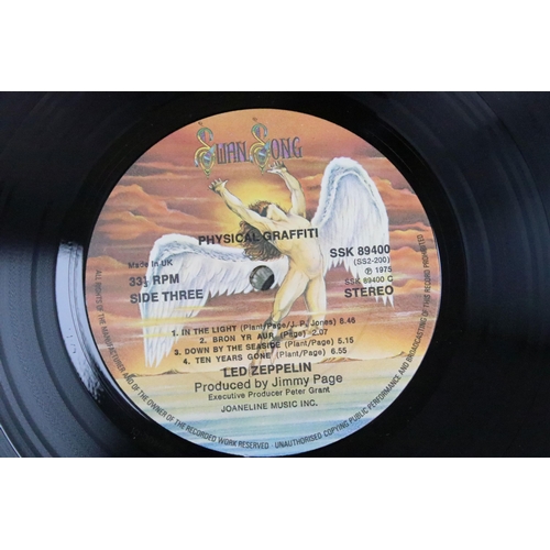 476 - Vinyl - 2 original UK 1st pressing albums by Led Zeppelin to include: III (Atlantic – 2401-002, plum... 