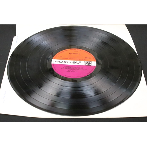 476 - Vinyl - 2 original UK 1st pressing albums by Led Zeppelin to include: III (Atlantic – 2401-002, plum... 