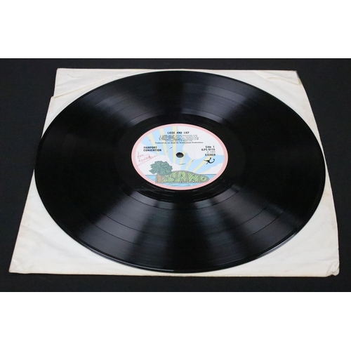 486 - Vinyl - 3 original UK pressing albums by Fairport Convention to include:  Unhalfbricking (Island - I... 