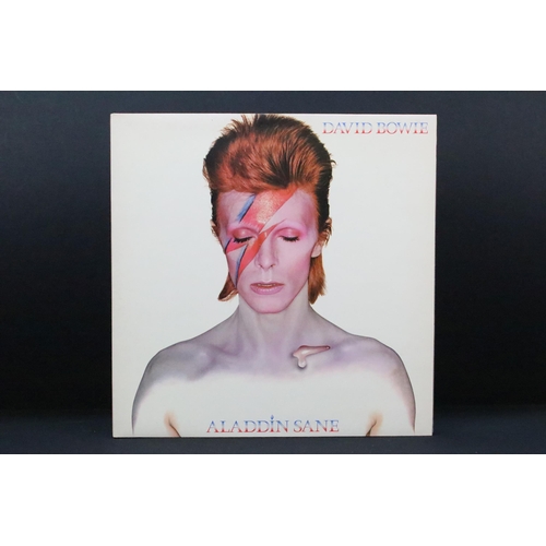 522 - Vinyl - 6 David Bowie LPs to include Space Oddity (with poster), Hunky Dory (no Mainman, UK sleeve, ... 