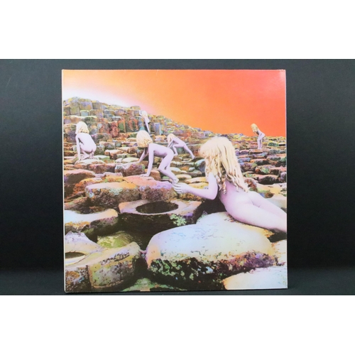 528 - Vinyl - 10 Led Zeppelin LPs to include I, II, III (working wheel), IV, Houses Of The Holy, Presence ... 