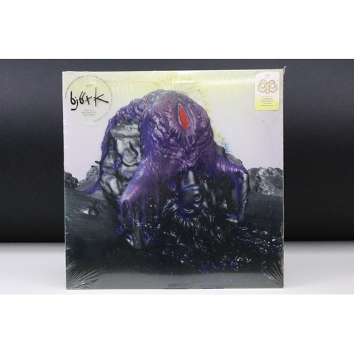 63 - Vinyl - Björk Vulnicura LP on One Little Indian – tplp1231ltd. Original UK limited deluxe edition du... 