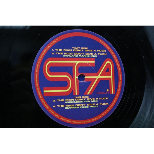 66 - Vinyl - Super Furry Animals – Radiator LP on Creation Records CRELP214 Vg/Vg+, along with The Man Do... 