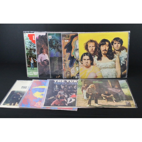 424 - Vinyl - 9 mainly UK pressing albums by US bands to include: The Mothers Of Invention – We're Only In... 