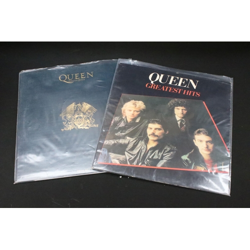 469 - Vinyl - 8 albums by Queen to include: Queen (3U / 3U), A Night At The Opera (embossed sleeve, 2/3 ma... 