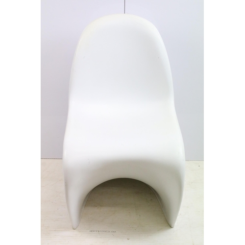 635 - Pair of Vitra Verner style white canteen chairs, H 86cm