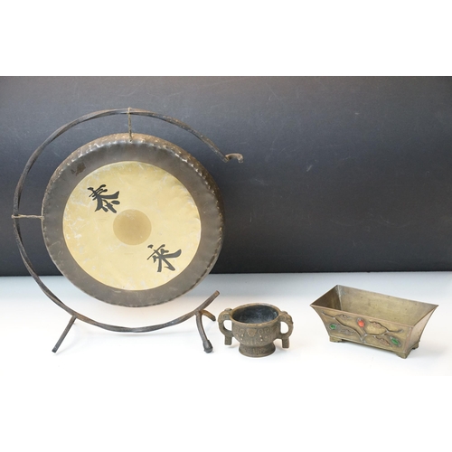 153A - Asian brass gong on stand with character markings to front H 33cm, diameter 25cm together with Chine... 