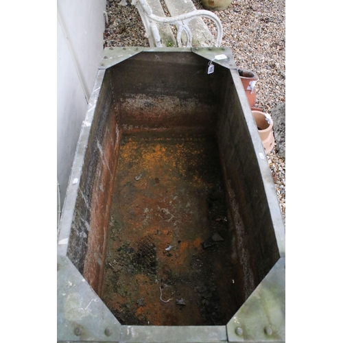 554 - 20th century galvanised steel studded water trough, H 62cm, W 121cm , D 61cm