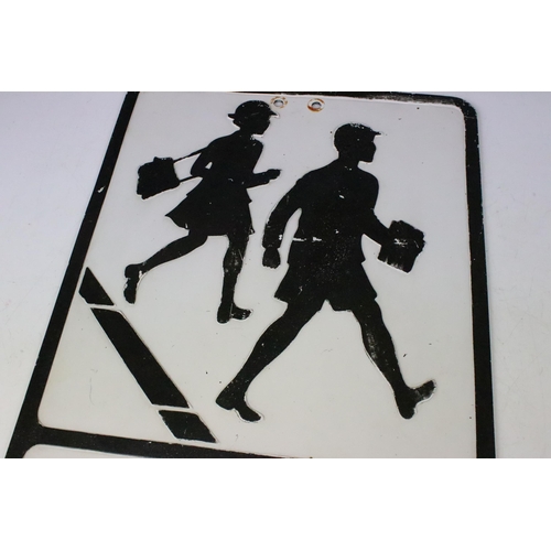 153 - 20th century school crossing sign, H 53.5cm, D 35.5cm