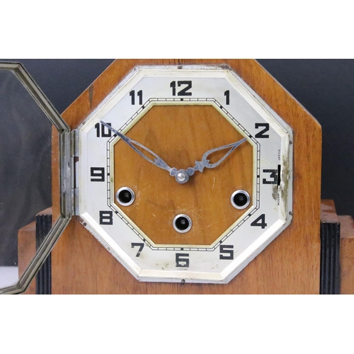 161 - Mid century Art Deco wood cased mantle clock W 26cm, H 22cm, D 11cm