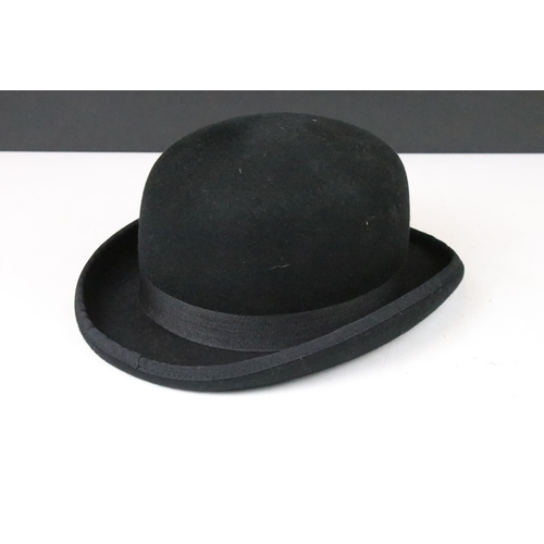 172 - Timothy Oulton bowler hat, size 57cm presented in hat box