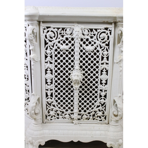 601 - Victorian cast iron white-painted radiator cover, with hinged lid, with pair of central doors, flank... 