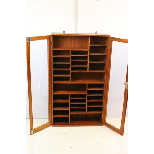 613 - Mahogany multiple compartment glazed front display cabinet, lockable with key, H 115cm, W 65cm, D 15... 