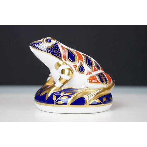 17 - Trio of Royal Crown Derby frogs to include a pair of Imari pattern examples, one with gold stopper a... 