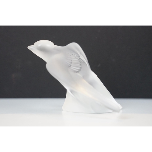 2 - Lalique Chirping swallow 'Martinet Siffleur/Chanteur' crystal glass ornament bird figurine, boxed, a... 