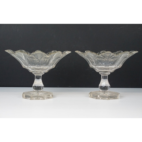 33 - Early 20th century pair of clear glass footed bowl pedestal dishes with hand etched crosshatch detai... 