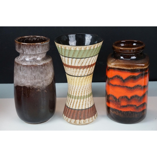 44 - Collection of eighteen studio pottery pieces in varying forms, sizes and finishes