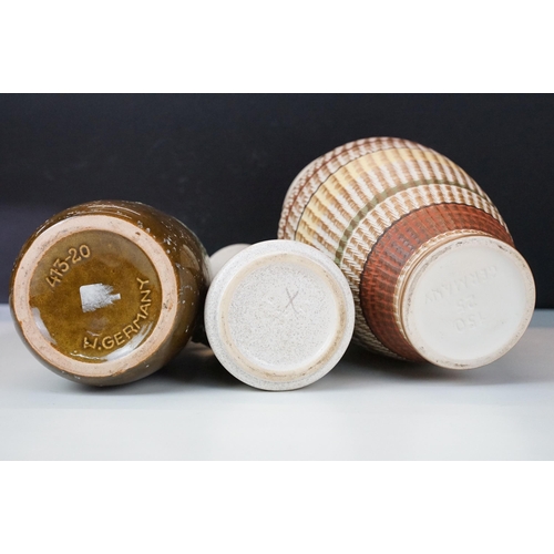 44 - Collection of eighteen studio pottery pieces in varying forms, sizes and finishes