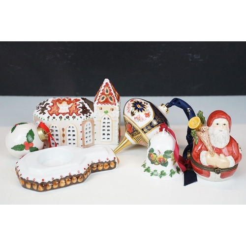 58 - Selection of Christmas ceramics to include Royal Crown Derby Imari 2010 bauble ornament, Villeroy & ... 