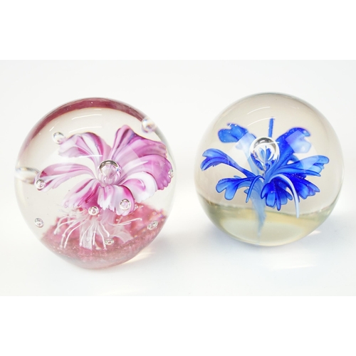 64 - Collection of paperweights to include, dandelion, apple design, Cape cod c.2003, Haford Grange c.199... 